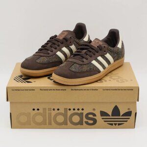Adidas Originals Men and Women  Athletic Shoe